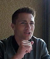 2012-SDCC-Interview-320.jpg