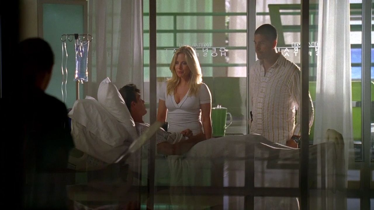 2007_CSIMiami-S06E04-048.jpg