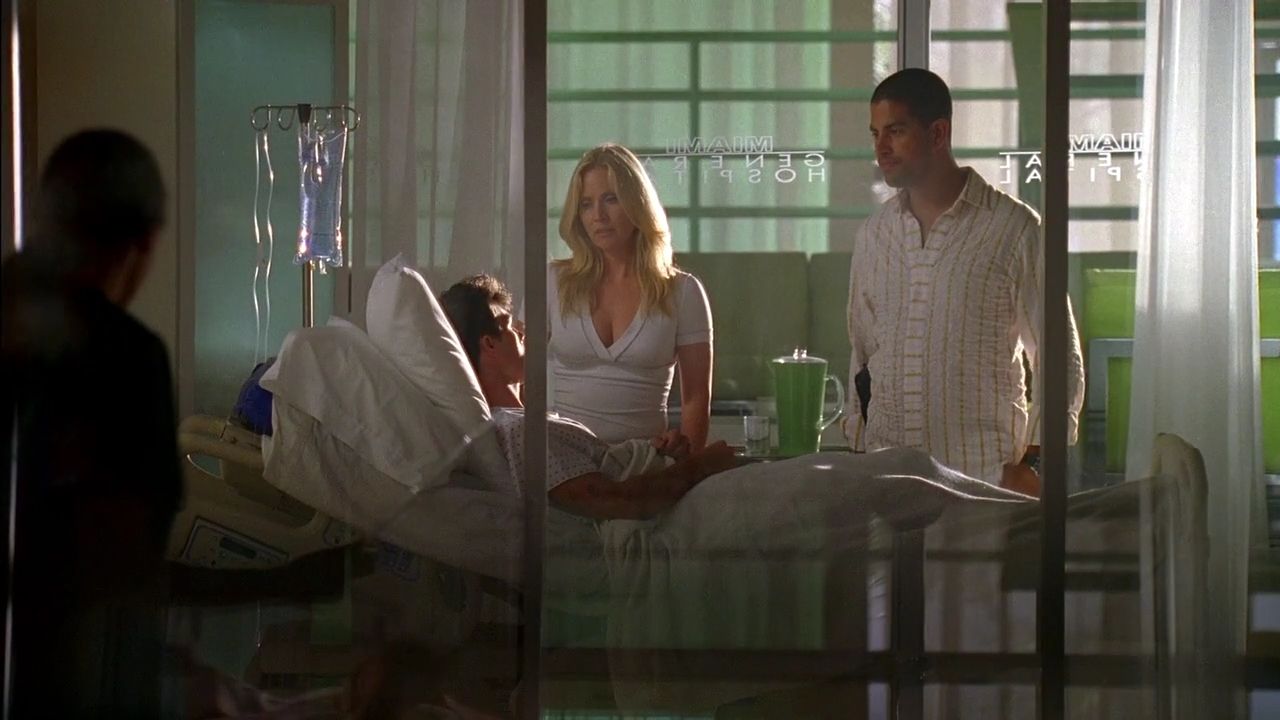 2007_CSIMiami-S06E04-049.jpg