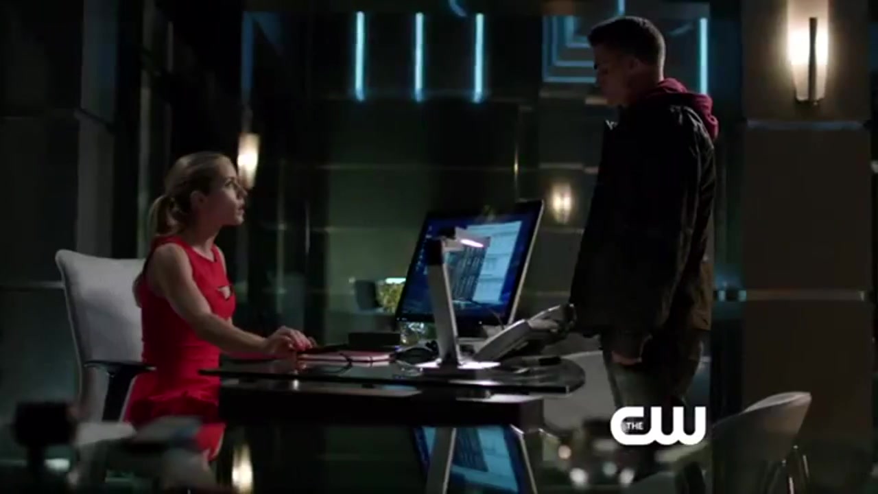 2013-Arrow-BloodRush-S01E01-14.jpg