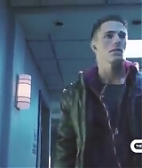 2013-Arrow-BloodRush-S01E03-07.jpg