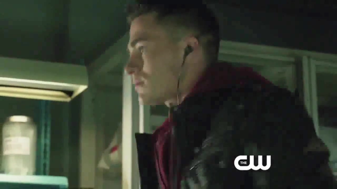 2013-Arrow-BloodRush-S01E05-05.jpg