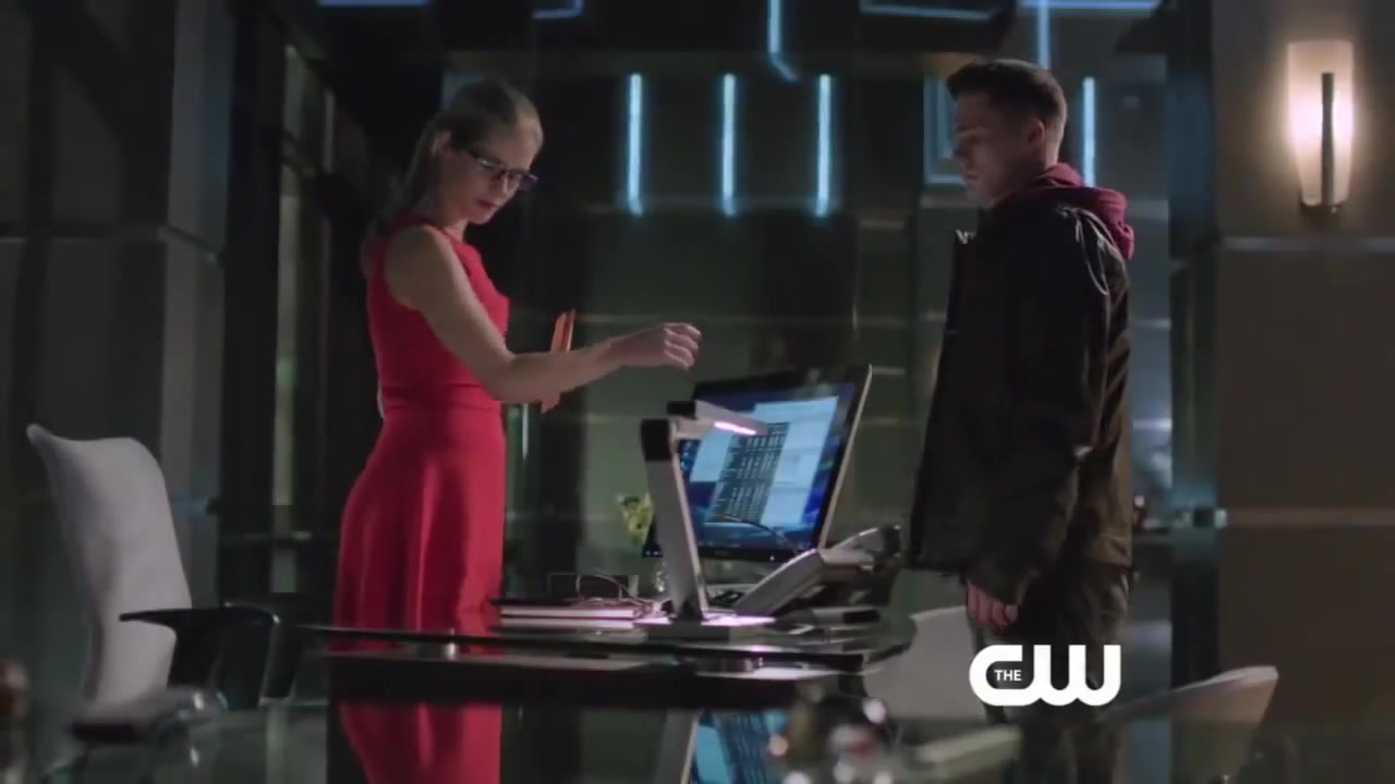 2013-Arrow-BloodRush-S01E06-20.jpg