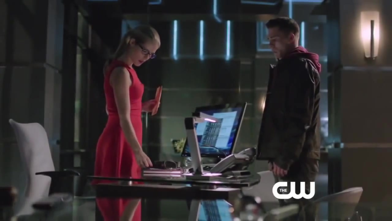 2013-Arrow-BloodRush-S01E06-21.jpg