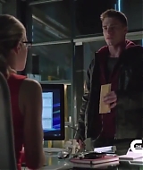 2013-Arrow-BloodRush-S01E06-04.jpg