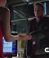 2013-Arrow-BloodRush-S01E06-13.jpg