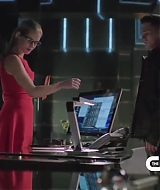 2013-Arrow-BloodRush-S01E06-20.jpg