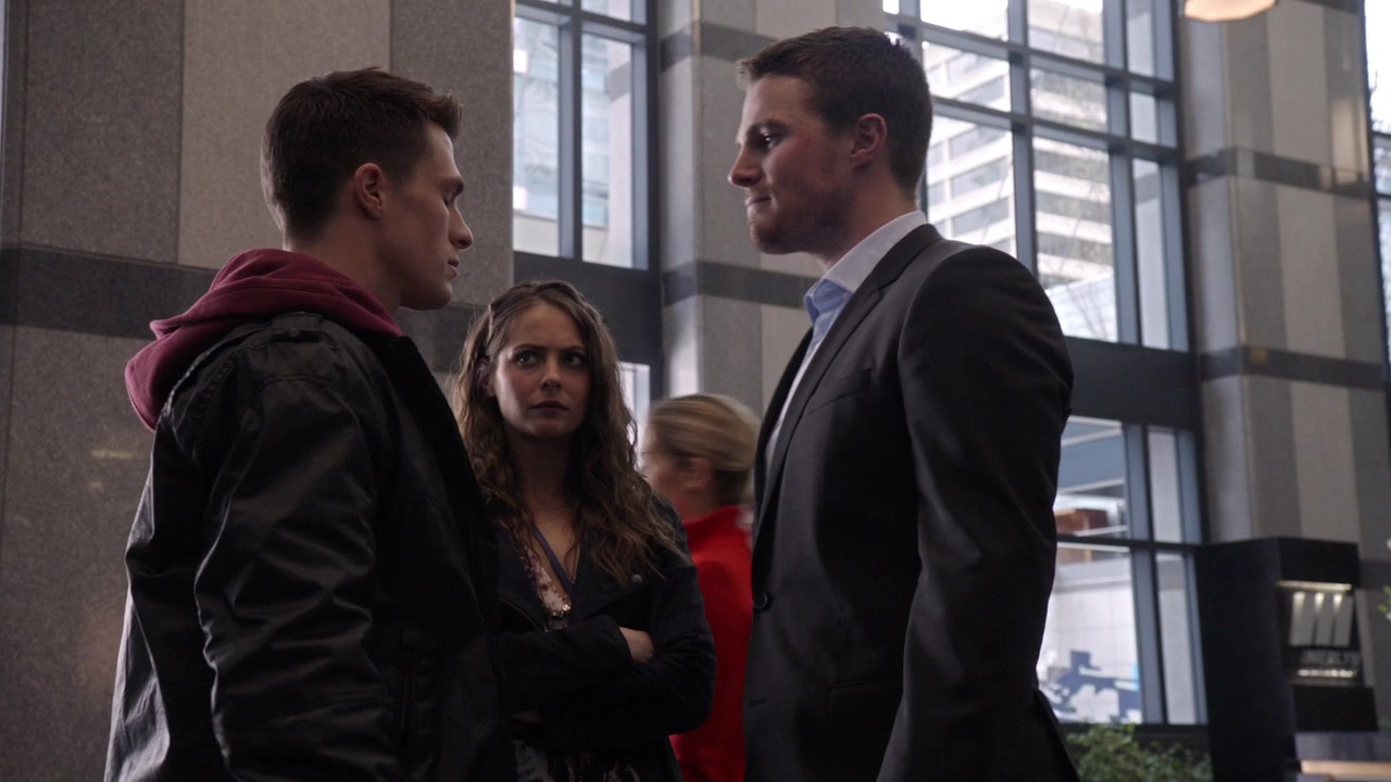 Arrow-S01-E22-076.jpg