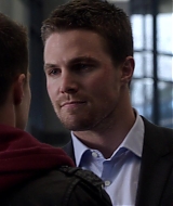 Arrow-S01-E22-082.jpg