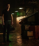 Arrow-S02-E01-0232.jpg