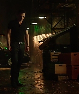 Arrow-S02-E01-0233.jpg