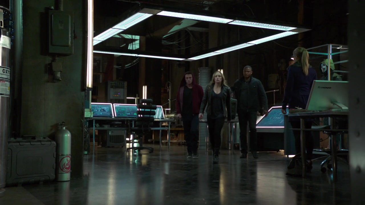 Arrow-S02-E13-0036.jpg