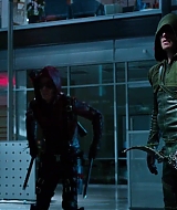 Arrow-S03E08-0099.jpg