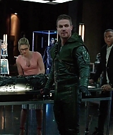 Arrow-S03E13-0103.jpg