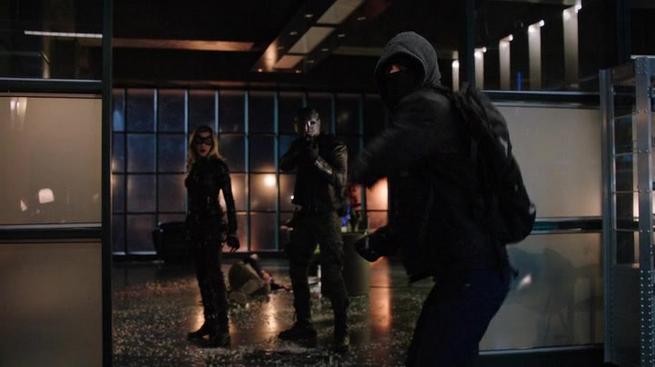 Arrow-S04E12-015.jpg