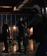 Arrow-S04E12-015.jpg