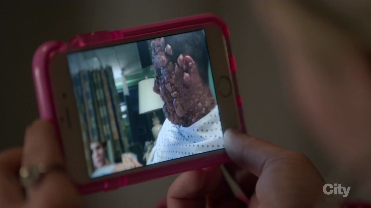 ScreamQueens-S02E02-165.jpg